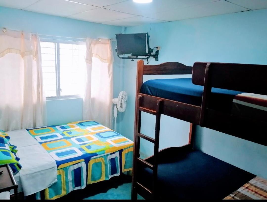 Hostal Aruba Atacames Chambre photo